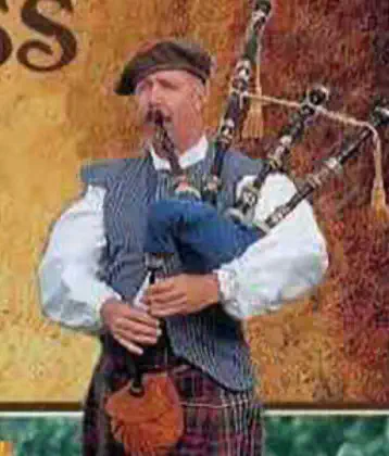 Bagpiper