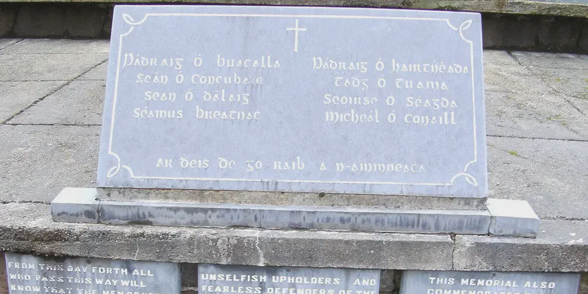 /images/tich/Ballyseedy_memorial.webp